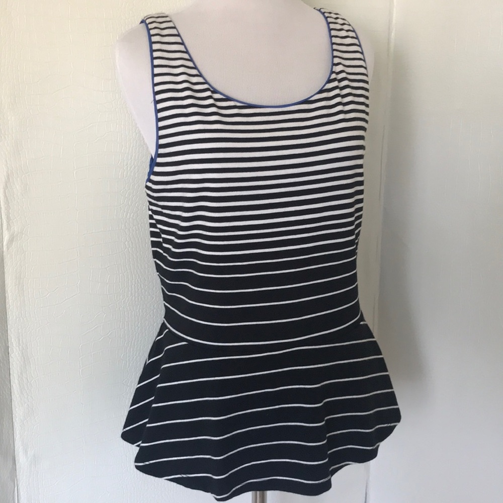 EXPRESS STRIPES TOP.